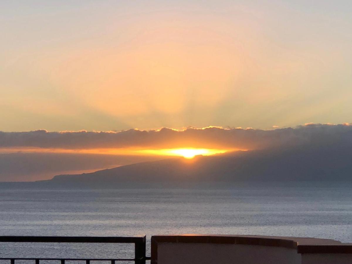 Apartament Amazing Duplex With Large Terrace And Sea Views Puerto de Santiago  Zewnętrze zdjęcie